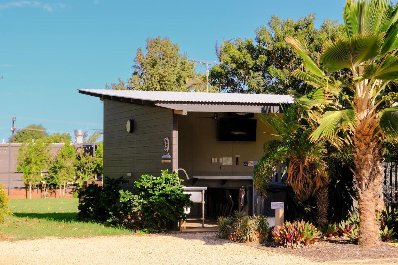Norwesta Lifestyle Park Hotel Carnarvon Bagian luar foto