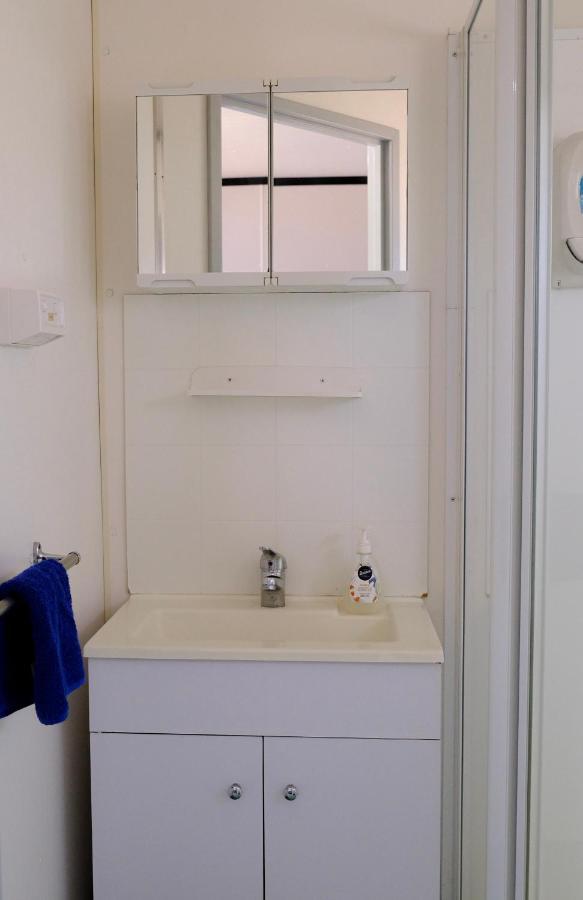 Norwesta Lifestyle Park Hotel Carnarvon Bagian luar foto