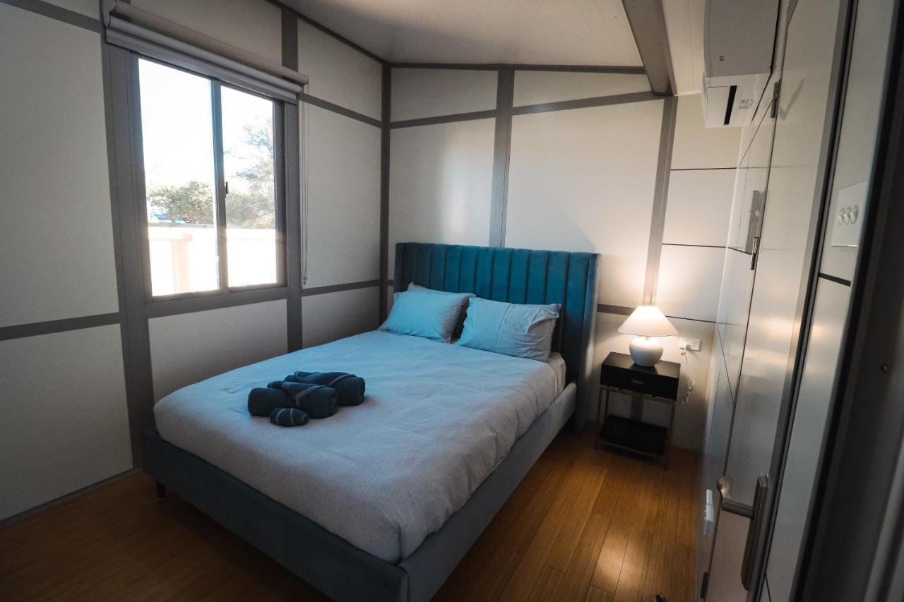 Norwesta Lifestyle Park Hotel Carnarvon Bagian luar foto