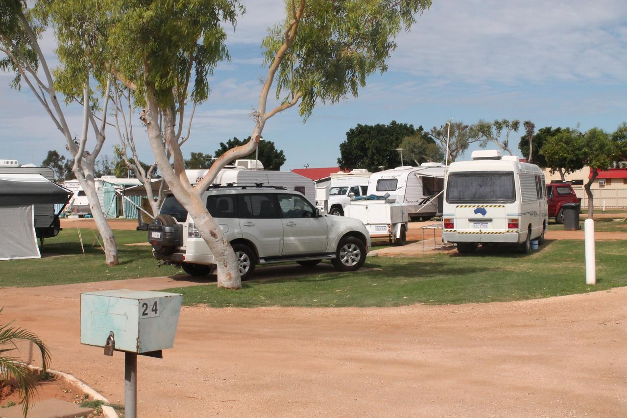 Norwesta Lifestyle Park Hotel Carnarvon Bagian luar foto