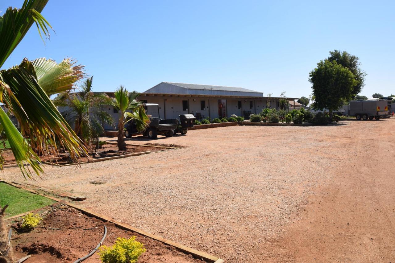 Norwesta Lifestyle Park Hotel Carnarvon Bagian luar foto